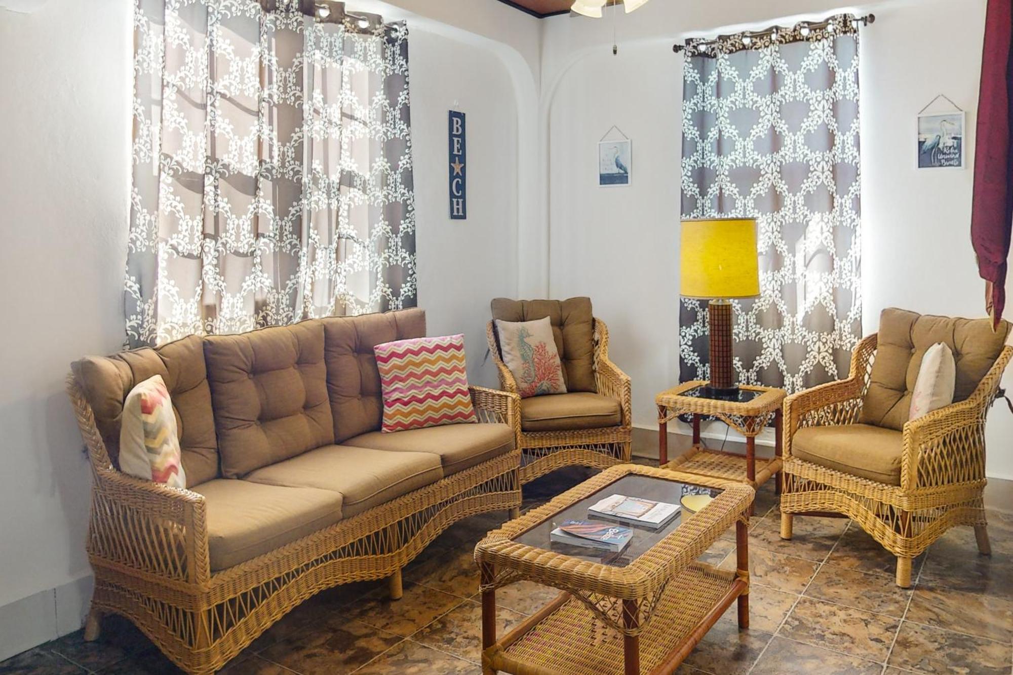 Hummingbird Home Suites 산페드로 객실 사진