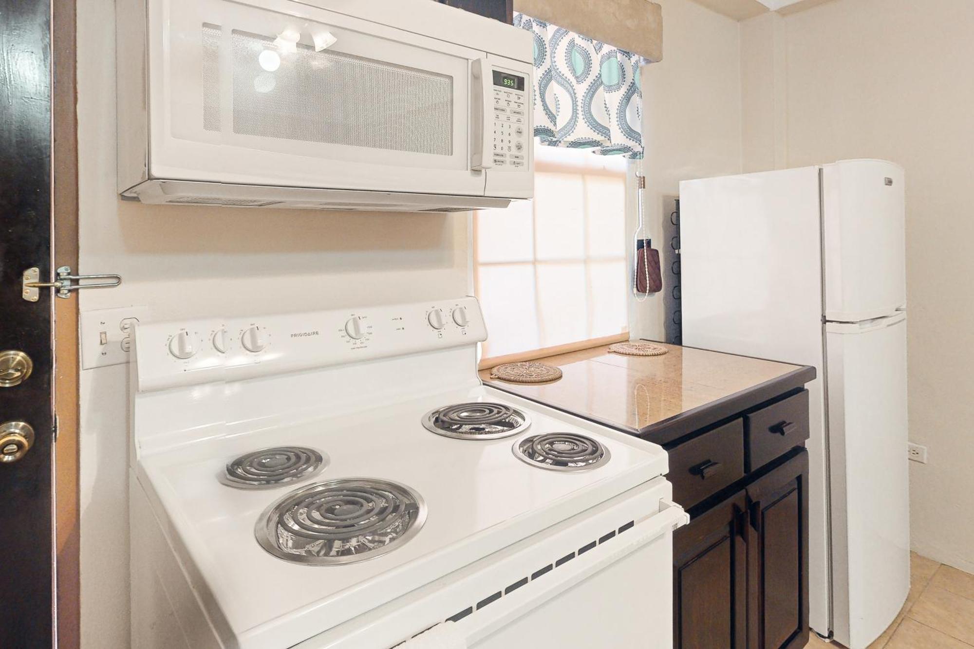 Hummingbird Home Suites 산페드로 객실 사진